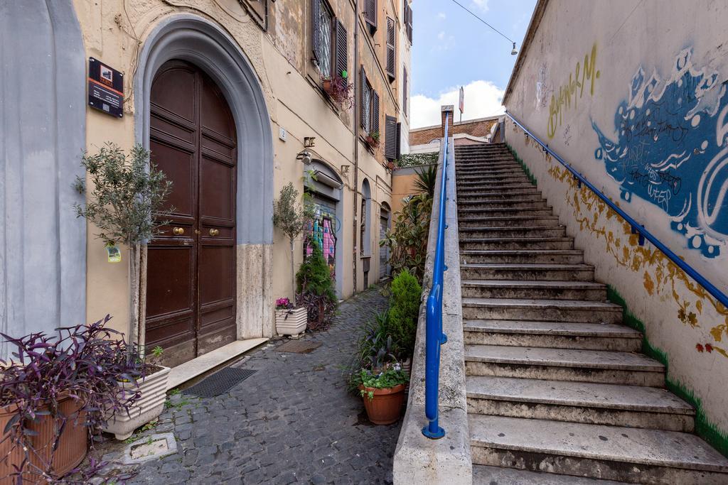 Casa Vacanze Colosseum By Alice ローマ エクステリア 写真