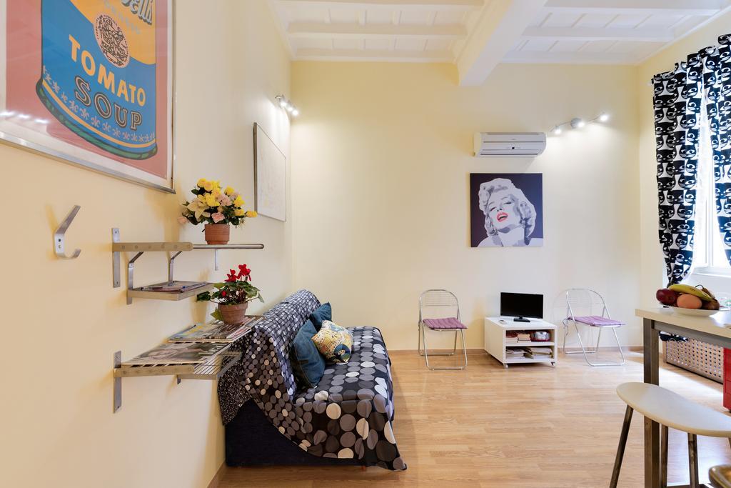 Casa Vacanze Colosseum By Alice ローマ エクステリア 写真