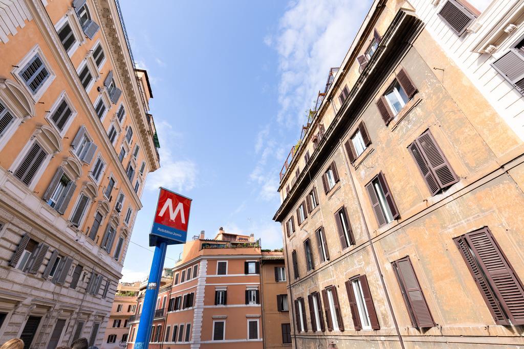 Casa Vacanze Colosseum By Alice ローマ エクステリア 写真