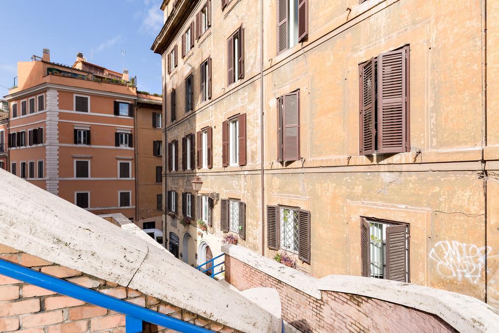 Casa Vacanze Colosseum By Alice ローマ エクステリア 写真